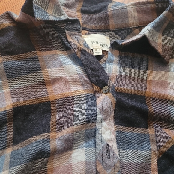 Aritzia Plaid Daphne Blouse - Price drop!! - Picture 4 of 5